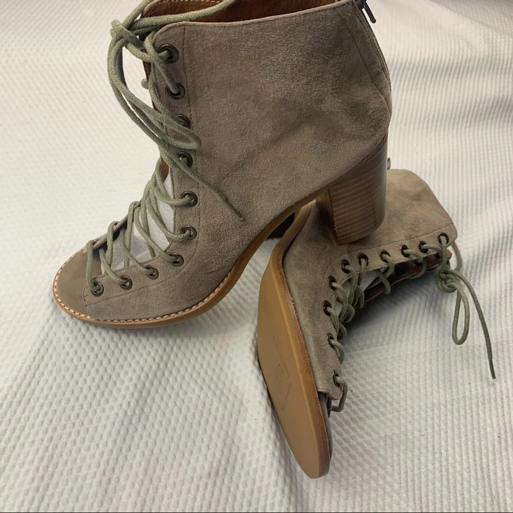 Jefferey Campbell lace up bootie - Picture 7 of 15